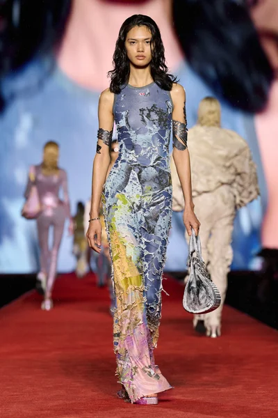 Look 57